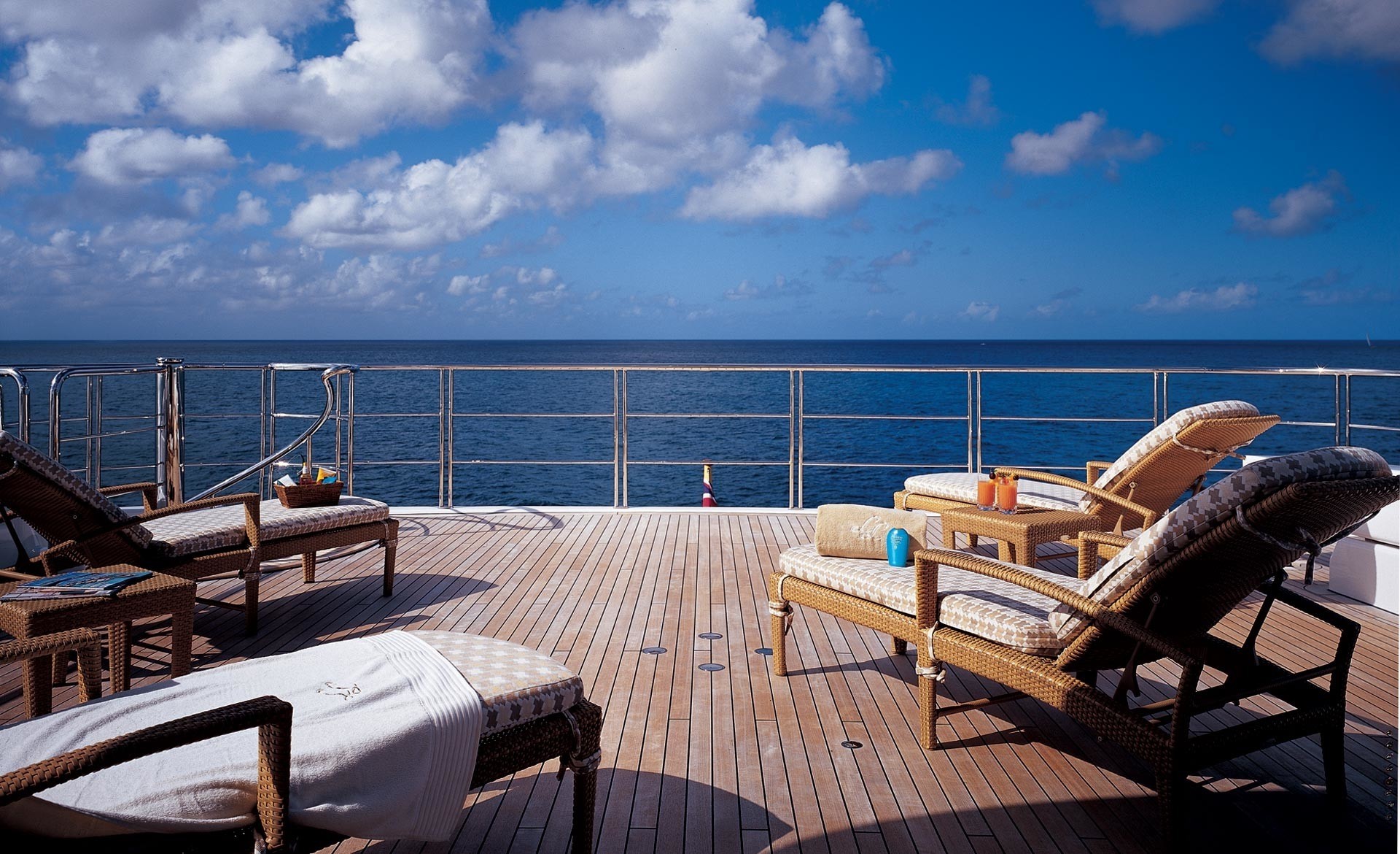 Yacht PODIUM, a Lurssen Superyacht CHARTERWORLD Luxury Superyacht