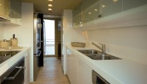 28m-superyacht-Amer-92-Galley