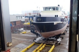 36m-Explorer-Motor-Yacht-Lars-by-Balk-Shipyard-and-Felix-Buytendijk