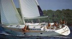 Sailing yacht beneteau 50