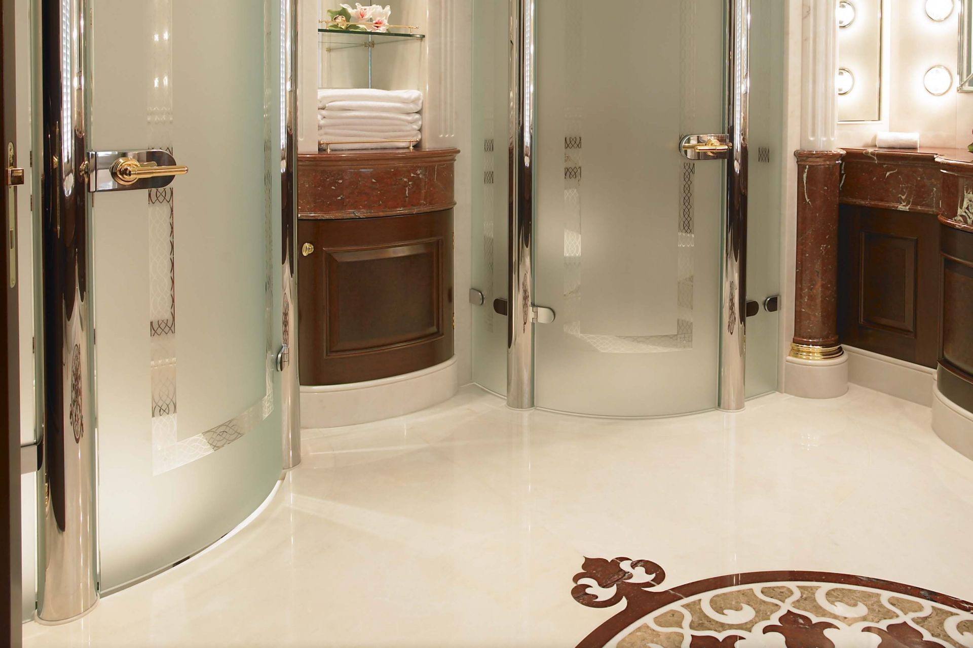 Bathroom Image Gallery Luxury Yacht Gallery Browser