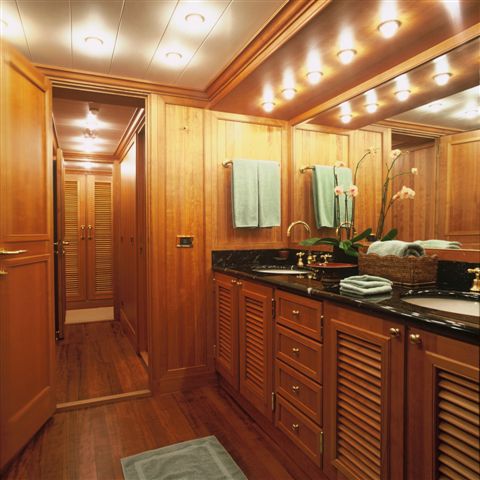 Suite Bathroom On Luxury Yacht Charter Bleu De Nimes Master En Suite