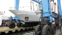 Benetti-Delfino-93-motor-yacht-AZUL