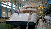 Launched-by-Feadship-the-78.5-metre-Hampshire-II-superyacht