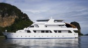Motor Yacht Meditation Motor Yacht Meditation