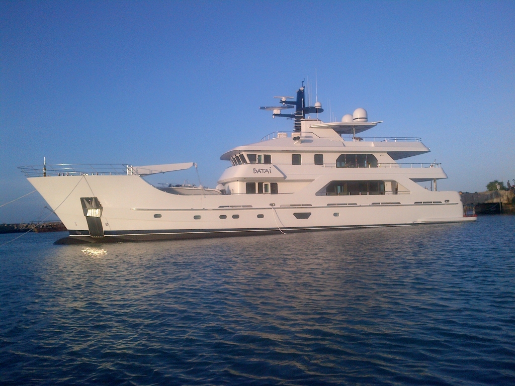 Launched in 2013, motor yacht Batai (hull 591) is a spectacular 38 