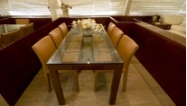 Motor-yacht-Amer-92-Dining