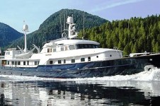 Expedition Yacht Revelation