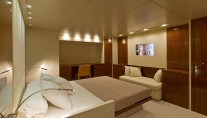 Superyacht-Amer-92-Cabins