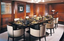 Tiara-dinning