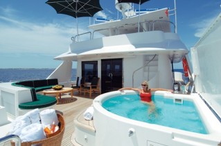 Yacht-6864-2