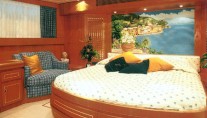 bagatelle_owners
