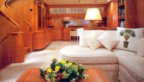 bagatelle_saloon