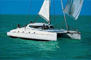 bahia46_sailing