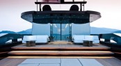 Yacht H2OME - deck