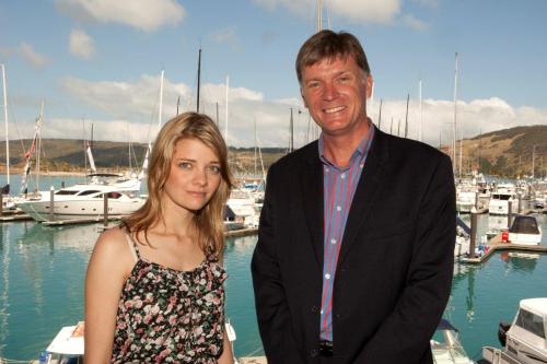 Jessica Watson and Queensland Tourism Parliamentary Secretary Steve