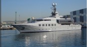 Superyacht Skat repainted at ACA Marine