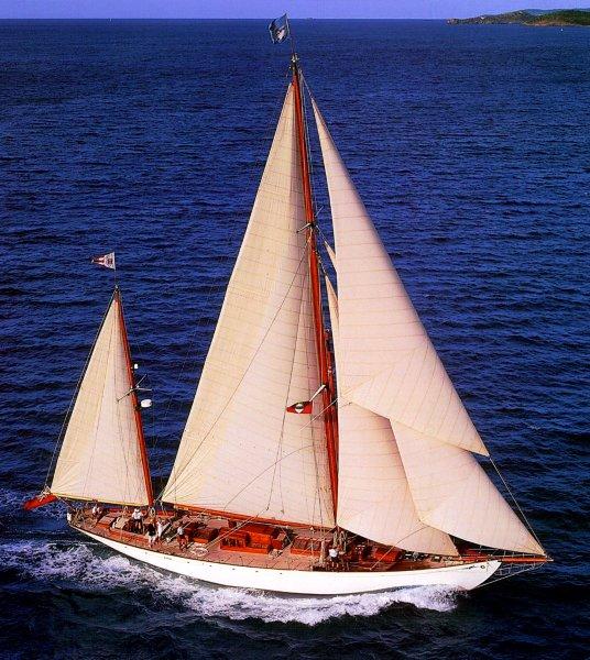 Sailing Yacht Belle Aventure winner of Professionally Restored Sailboat