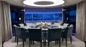 Sumptuous dining table for 12 guests - Superyacht Quinta Essentia Sumptuous dining table for 12 guests - Superyacht Quinta Essentia