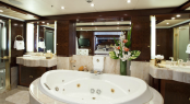 Noble House Yacht - Master Bathroom