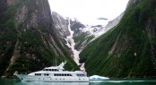 Motor Yacht SHOGUN in Alaska Motor Yacht SHOGUN in Alaska