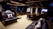 Motor yacht Spirit of Two Thousand and Ten - Salon and Dining Motor yacht Spirit of Two Thousand and Ten - Salon and Dining