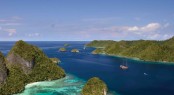 Si Datu Bua yacht - a traditional Phinisi available for charter Si Datu Bua yacht - a traditional Phinisi available for charter