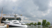 Hakvoort Shipyard launch motor yacht Apostrophe