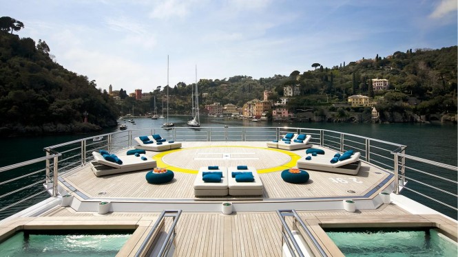 Stella Maris yacht in Italy
