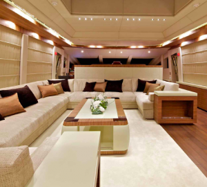 Charter Yacht O'Pati - Saloon