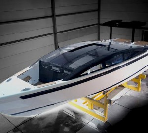 Tender to superyacht YALLA from above