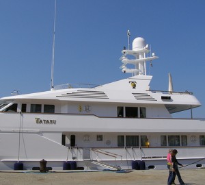 Yacht TATASU by Daisuke Ido