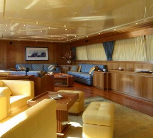 Yacht ALHENA Saloon - Image by Admiral Yachts CNL