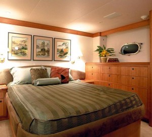 Motor yacht BESAME - North Star Yachts Inc