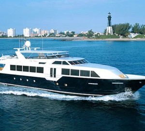 Motor yacht TRUE NORTH - Photo Credit Broward Yachts