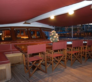 RUTH ALESSANDRO Dining