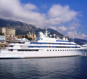 Motor Yacht Lady Moura