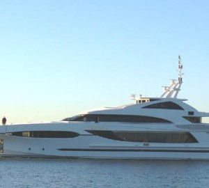 Yacht MARATANI X Underway - Image by Sensation Yachts
