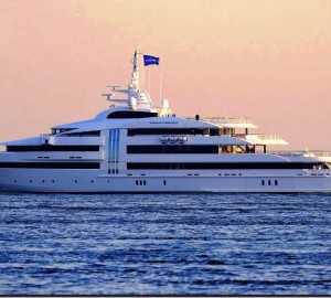 Motor Yacht VIBRANT CURIOSITY