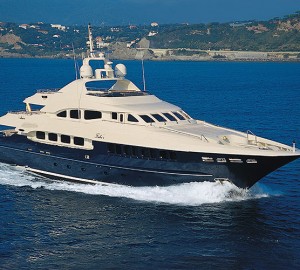 Yacht SERAFIMA Stern