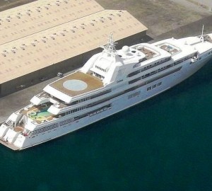 Yacht Dubai - Photo Credit John