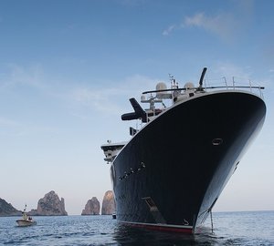 The 126m Yacht OCTOPUS