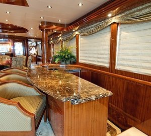 The 30m Yacht LIMITLESS