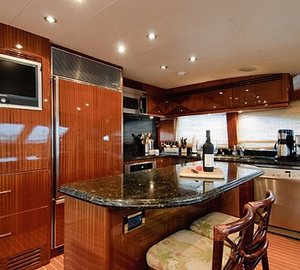 The 30m Yacht LIMITLESS