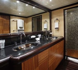 The 32m Yacht SAMIRA