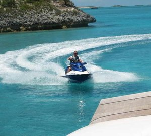 The 35m Yacht LONG AWEIGHTED