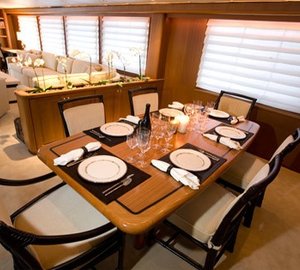 Eating/dining Saloon Aboard Yacht SILENT WORLD II