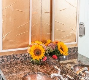 The 36m Yacht SOVEREIGN LADY