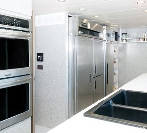 The 36m Yacht SOVEREIGN LADY