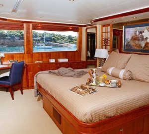 Main Master Cabin Aboard Yacht ENDLESS SUMMER